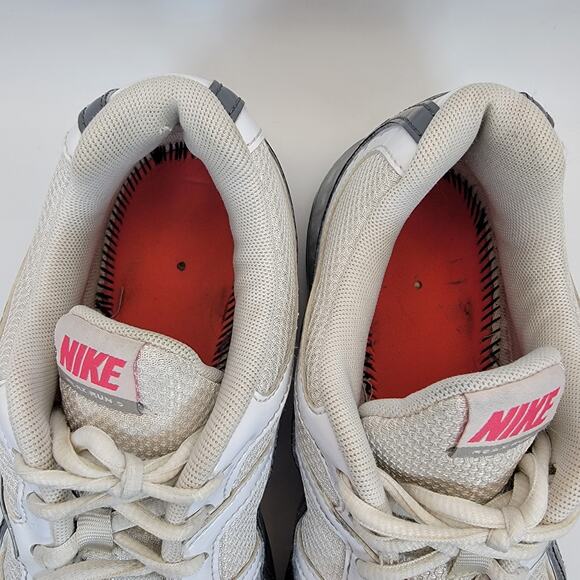Nike Reax Run 5 Women’s Running Shoes White Silver Pink Size 8.5 No Inserts - Picture 13 of 15